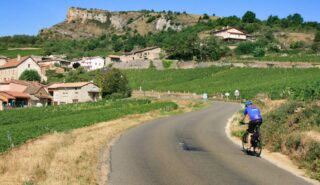 Cyklodovolená 2026 Francie Burgundsko cyklista na silnici